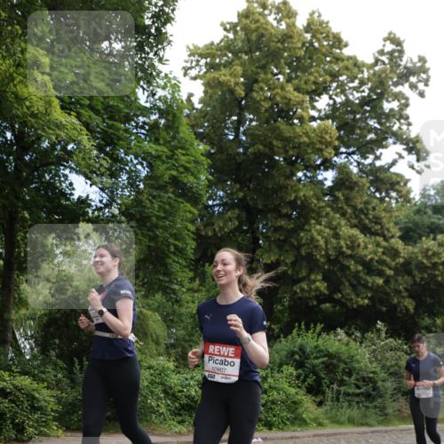14.06.2026 - REWE Women's Run Jannik Wohlers http://msf.ph/oto/9801497 14.06.2026 10:10:24 Laufen 10807 meine-sportfotos.de