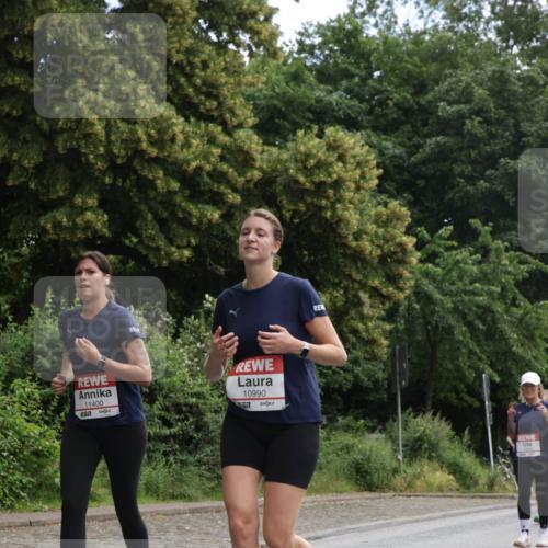 14.06.2026 - REWE Women's Run Jannik Wohlers http://msf.ph/oto/9801508 14.06.2026 10:10:25 Laufen 11400, 57, 10990 meine-sportfotos.de
