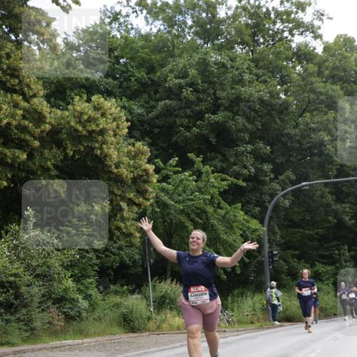14.06.2026 - REWE Women's Run Jannik Wohlers http://msf.ph/oto/9801557 14.06.2026 10:10:33 Laufen 10035 meine-sportfotos.de