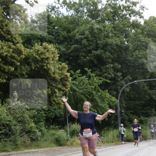 14.06.2026 - REWE Women's Run Jannik Wohlers http://msf.ph/oto/9801559 14.06.2026 10:10:33 Laufen 10035 meine-sportfotos.de