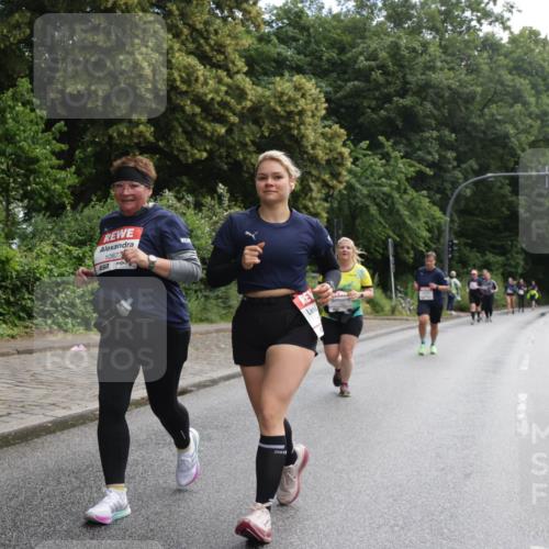 14.06.2026 - REWE Women's Run Jannik Wohlers http://msf.ph/oto/9801625 14.06.2026 10:10:51 Laufen 517, 10877 meine-sportfotos.de
