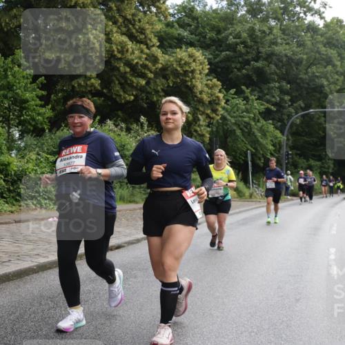 14.06.2026 - REWE Women's Run Jannik Wohlers http://msf.ph/oto/9801626 14.06.2026 10:10:51 Laufen 10877 meine-sportfotos.de