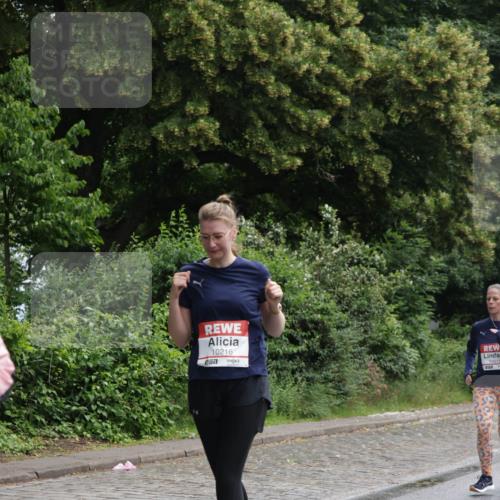 14.06.2026 - REWE Women's Run Jannik Wohlers http://msf.ph/oto/9801674 14.06.2026 10:11:03 Laufen 10216, 10515 meine-sportfotos.de