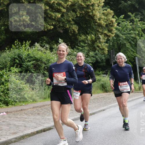 14.06.2026 - REWE Women's Run Jannik Wohlers http://msf.ph/oto/9801740 14.06.2026 10:11:23 Laufen 11449, 10866, 7 meine-sportfotos.de