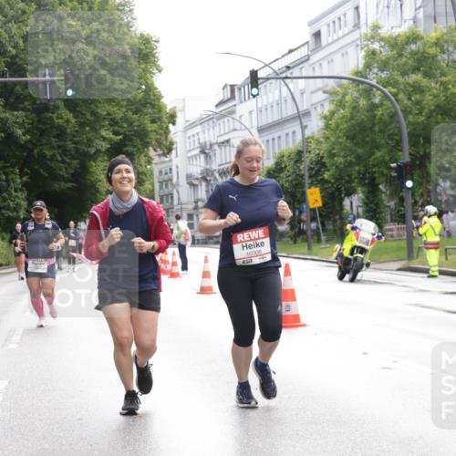 14.06.2026 - REWE Women's Run Jannik Wohlers http://msf.ph/oto/9801754 14.06.2026 10:11:26 Laufen 10306, 7, 01 meine-sportfotos.de