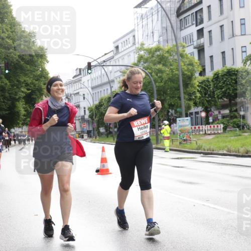 14.06.2026 - REWE Women's Run Jannik Wohlers http://msf.ph/oto/9801767 14.06.2026 10:11:27 Laufen 10306, 51 meine-sportfotos.de