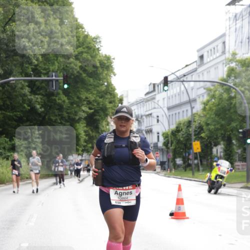 14.06.2026 - REWE Women's Run Jannik Wohlers http://msf.ph/oto/9801782 14.06.2026 10:11:30 Laufen 11, 10864 meine-sportfotos.de