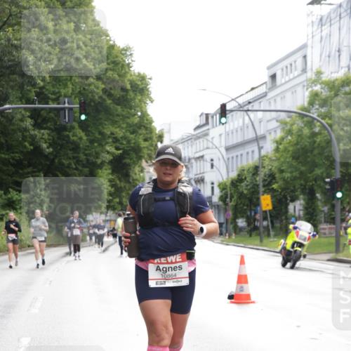 14.06.2026 - REWE Women's Run Jannik Wohlers http://msf.ph/oto/9801785 14.06.2026 10:11:30 Laufen 10864, 7 meine-sportfotos.de
