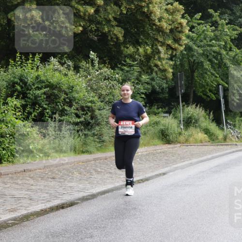 14.06.2026 - REWE Women's Run Jannik Wohlers http://msf.ph/oto/9801805 14.06.2026 10:11:33 Laufen 1051 meine-sportfotos.de