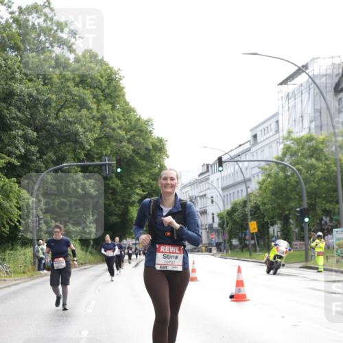 14.06.2026 - REWE Women's Run Jannik Wohlers http://msf.ph/oto/9801855 14.06.2026 10:11:43 Laufen 10707 meine-sportfotos.de