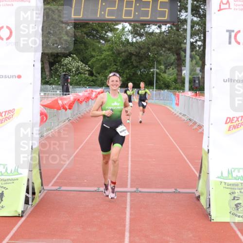 14.06.2026 - 7 Türme Triathlon Andreas Tolksdorf http://msf.ph/oto/9801857 14.06.2026 11:58:34 Ziel 487, 488, 489, 503 meine-sportfotos.de