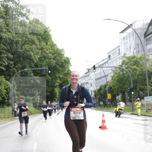 14.06.2026 - REWE Women's Run Jannik Wohlers http://msf.ph/oto/9801860 14.06.2026 10:11:43 Laufen 10707, 57 meine-sportfotos.de