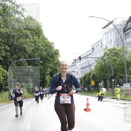 14.06.2026 - REWE Women's Run Jannik Wohlers http://msf.ph/oto/9801861 14.06.2026 10:11:43 Laufen 10707 meine-sportfotos.de