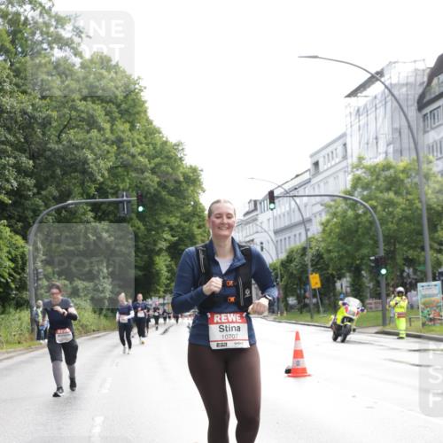 14.06.2026 - REWE Women's Run Jannik Wohlers http://msf.ph/oto/9801863 14.06.2026 10:11:43 Laufen 10707, 7 meine-sportfotos.de