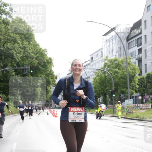 14.06.2026 - REWE Women's Run Jannik Wohlers http://msf.ph/oto/9801872 14.06.2026 10:11:43 Laufen 10707 meine-sportfotos.de