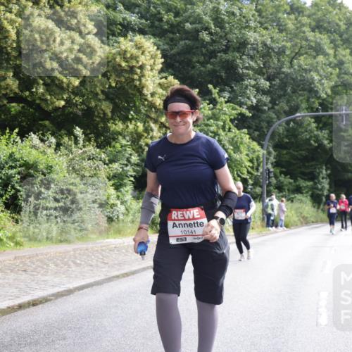 14.06.2026 - REWE Women's Run Jannik Wohlers http://msf.ph/oto/9801891 14.06.2026 10:11:47 Laufen 10141 meine-sportfotos.de