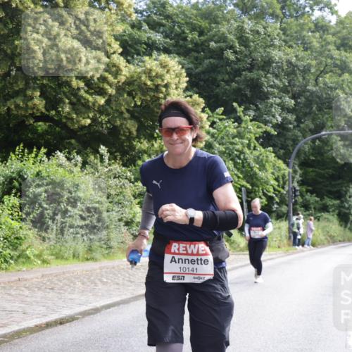 14.06.2026 - REWE Women's Run Jannik Wohlers http://msf.ph/oto/9801900 14.06.2026 10:11:47 Laufen 10141 meine-sportfotos.de