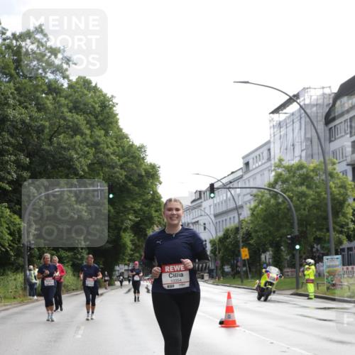 14.06.2026 - REWE Women's Run Jannik Wohlers http://msf.ph/oto/9801919 14.06.2026 10:11:54 Laufen 10354, 57 meine-sportfotos.de