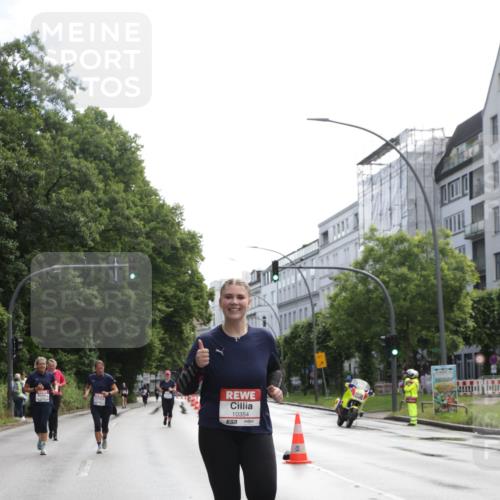14.06.2026 - REWE Women's Run Jannik Wohlers http://msf.ph/oto/9801924 14.06.2026 10:11:54 Laufen 10354, 7, 15173 meine-sportfotos.de