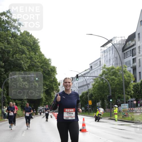 14.06.2026 - REWE Women's Run Jannik Wohlers http://msf.ph/oto/9801926 14.06.2026 10:11:54 Laufen 10354, 57 meine-sportfotos.de
