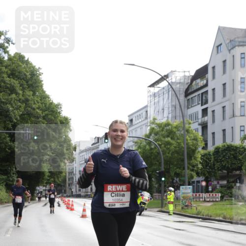 14.06.2026 - REWE Women's Run Jannik Wohlers http://msf.ph/oto/9801938 14.06.2026 10:11:55 Laufen 10354 meine-sportfotos.de