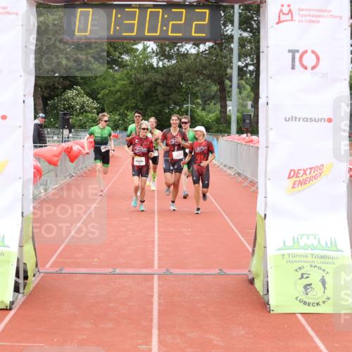 14.06.2026 - 7 Türme Triathlon Andreas Tolksdorf http://msf.ph/oto/9801958 14.06.2026 12:00:21 Ziel 450, 451, 452, 453, 475, 476, 477 meine-sportfotos.de