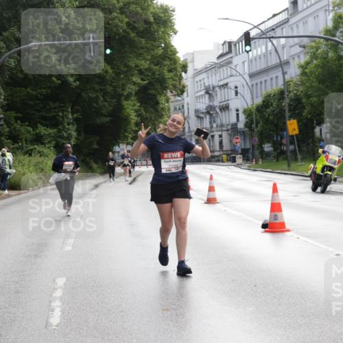 14.06.2026 - REWE Women's Run Jannik Wohlers http://msf.ph/oto/9802012 14.06.2026 10:12:21 Laufen  meine-sportfotos.de