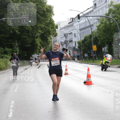 14.06.2026 - REWE Women's Run Jannik Wohlers http://msf.ph/oto/9802018 14.06.2026 10:12:21 Laufen 11394, 01 meine-sportfotos.de
