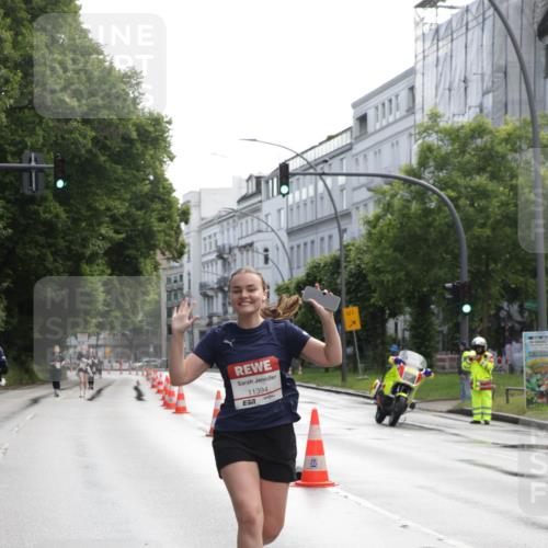 14.06.2026 - REWE Women's Run Jannik Wohlers http://msf.ph/oto/9802020 14.06.2026 10:12:22 Laufen 11394, 7, 1 meine-sportfotos.de