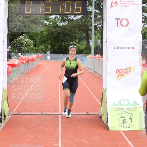 14.06.2026 - 7 Türme Triathlon Andreas Tolksdorf http://msf.ph/oto/9802021 14.06.2026 12:01:05 Ziel 490 meine-sportfotos.de