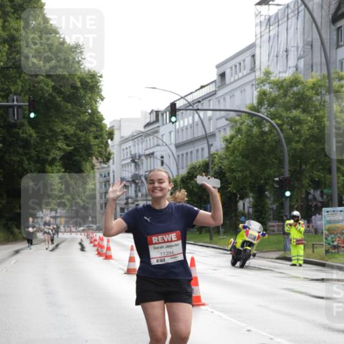 14.06.2026 - REWE Women's Run Jannik Wohlers http://msf.ph/oto/9802023 14.06.2026 10:12:22 Laufen 11394, 57 meine-sportfotos.de