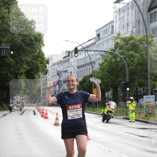 14.06.2026 - REWE Women's Run Jannik Wohlers http://msf.ph/oto/9802024 14.06.2026 10:12:22 Laufen 11394, 7 meine-sportfotos.de