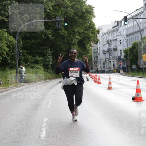 14.06.2026 - REWE Women's Run Jannik Wohlers http://msf.ph/oto/9802047 14.06.2026 10:12:26 Laufen 10084, 01 meine-sportfotos.de