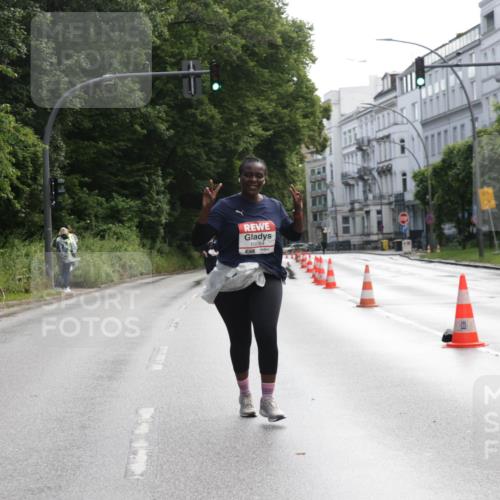 14.06.2026 - REWE Women's Run Jannik Wohlers http://msf.ph/oto/9802049 14.06.2026 10:12:26 Laufen 10084, 1 meine-sportfotos.de