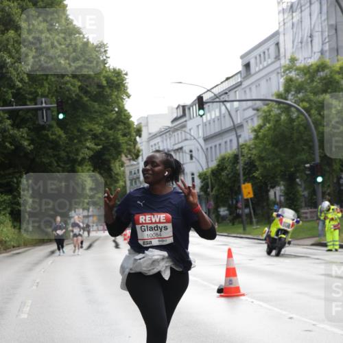 14.06.2026 - REWE Women's Run Jannik Wohlers http://msf.ph/oto/9802056 14.06.2026 10:12:27 Laufen 10084 meine-sportfotos.de