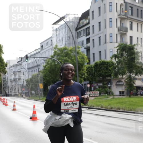 14.06.2026 - REWE Women's Run Jannik Wohlers http://msf.ph/oto/9802062 14.06.2026 10:12:28 Laufen 10084 meine-sportfotos.de