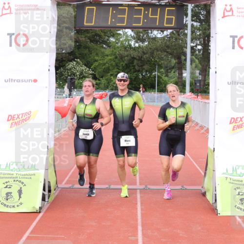 14.06.2026 - 7 Türme Triathlon Andreas Tolksdorf http://msf.ph/oto/9802068 14.06.2026 12:03:45 Ziel 531, 532, 533 meine-sportfotos.de