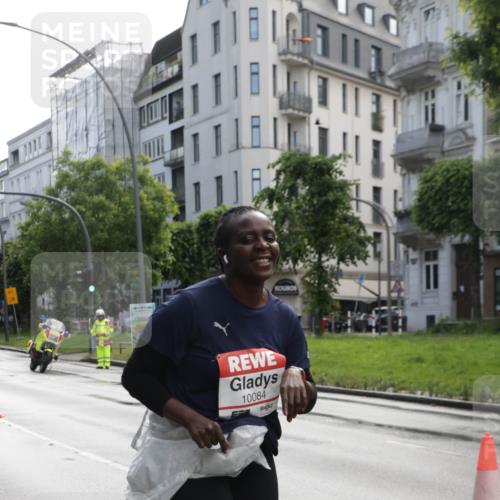 14.06.2026 - REWE Women's Run Jannik Wohlers http://msf.ph/oto/9802071 14.06.2026 10:12:29 Laufen 10084 meine-sportfotos.de