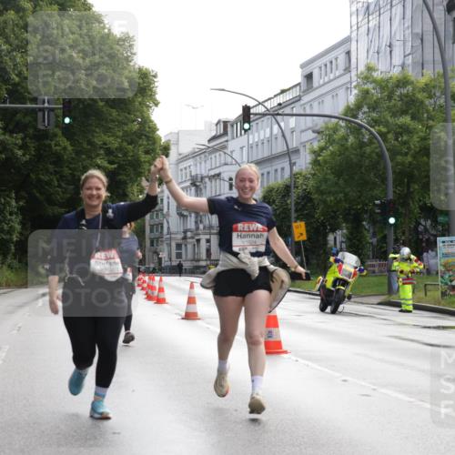 14.06.2026 - REWE Women's Run Jannik Wohlers http://msf.ph/oto/9802112 14.06.2026 10:12:40 Laufen 1024, 201 meine-sportfotos.de