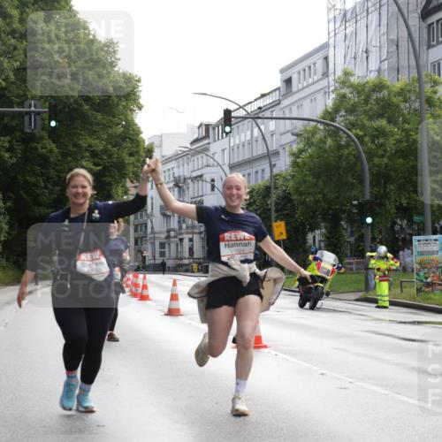14.06.2026 - REWE Women's Run Jannik Wohlers http://msf.ph/oto/9802114 14.06.2026 10:12:40 Laufen 1024, 1 meine-sportfotos.de