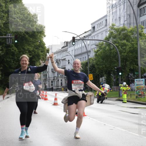 14.06.2026 - REWE Women's Run Jannik Wohlers http://msf.ph/oto/9802116 14.06.2026 10:12:40 Laufen 10592, 1024, 1 meine-sportfotos.de