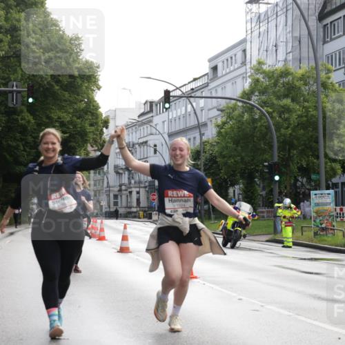 14.06.2026 - REWE Women's Run Jannik Wohlers http://msf.ph/oto/9802118 14.06.2026 10:12:41 Laufen 10592, 1024 meine-sportfotos.de