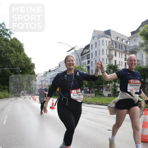 14.06.2026 - REWE Women's Run Jannik Wohlers http://msf.ph/oto/9802133 14.06.2026 10:12:43 Laufen 10592, 11024 meine-sportfotos.de
