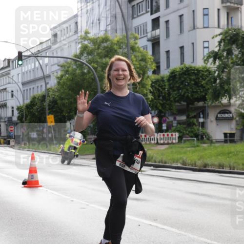 14.06.2026 - REWE Women's Run Jannik Wohlers http://msf.ph/oto/9802157 14.06.2026 10:12:45 Laufen 100, 7 meine-sportfotos.de