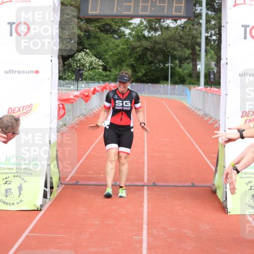 14.06.2026 - 7 Türme Triathlon Andreas Tolksdorf http://msf.ph/oto/9802186 14.06.2026 12:08:47 Ziel 484 meine-sportfotos.de