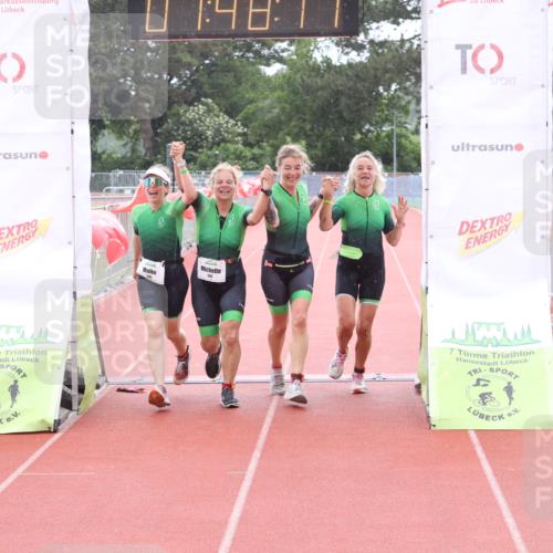 14.06.2026 - 7 Türme Triathlon Andreas Tolksdorf http://msf.ph/oto/9802288 14.06.2026 12:18:10 Ziel 499, 500, 501, 502 meine-sportfotos.de