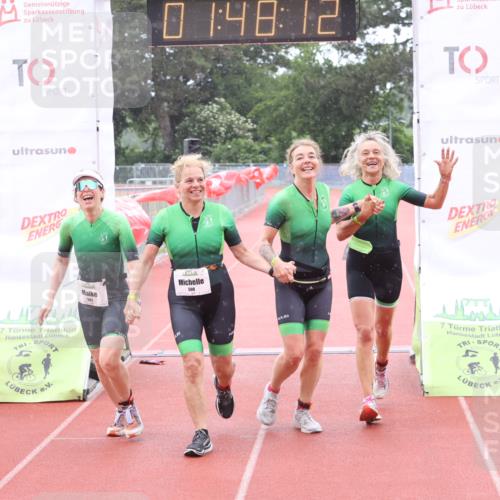 14.06.2026 - 7 Türme Triathlon Andreas Tolksdorf http://msf.ph/oto/9802292 14.06.2026 12:18:11 Ziel 499, 500, 501, 502 meine-sportfotos.de