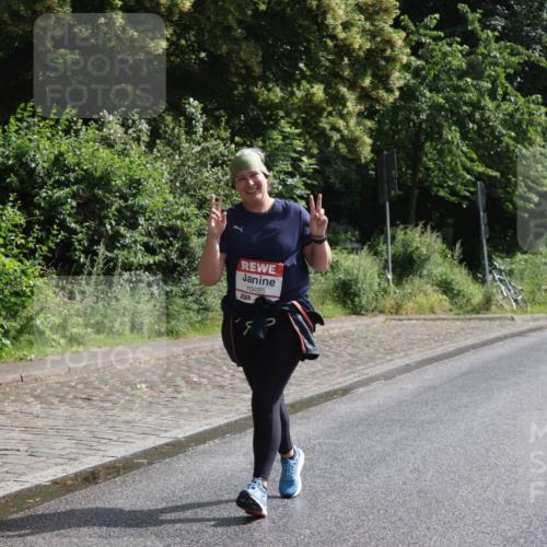 14.06.2026 - REWE Women's Run Jannik Wohlers http://msf.ph/oto/9802294 14.06.2026 10:13:57 Laufen 10485 meine-sportfotos.de