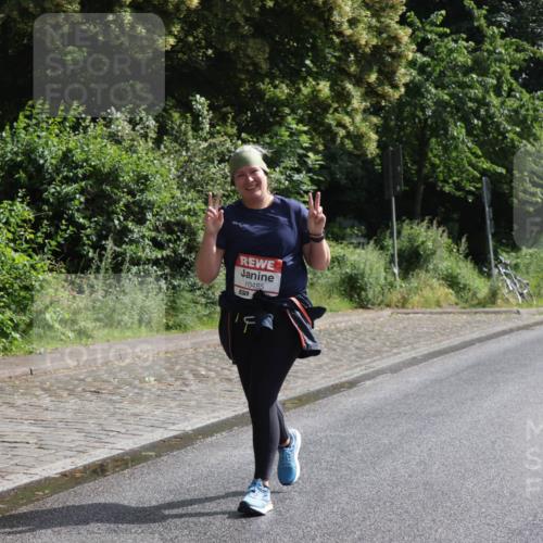 14.06.2026 - REWE Women's Run Jannik Wohlers http://msf.ph/oto/9802296 14.06.2026 10:13:57 Laufen 10485 meine-sportfotos.de