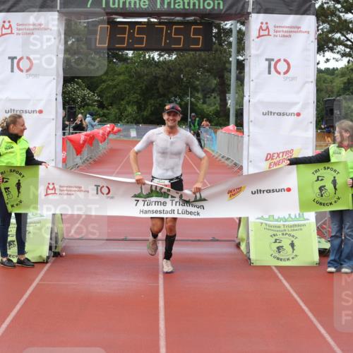 14.06.2026 - 7 Türme Triathlon Andreas Tolksdorf http://msf.ph/oto/9802372 14.06.2026 14:57:54 Ziel 805 meine-sportfotos.de